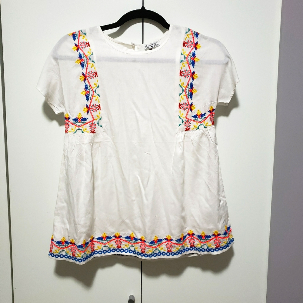 DEX Embroidered Summer top - Picture 3 of 7